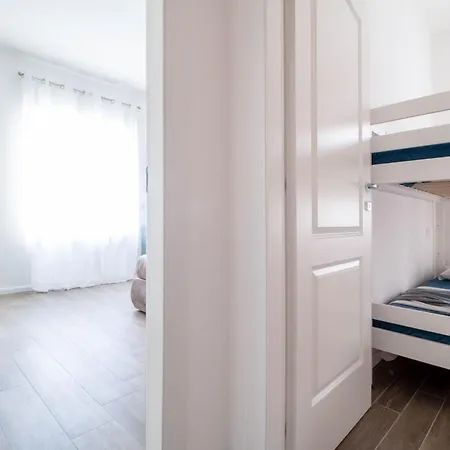 Basil By Portofinohomes Apartament *